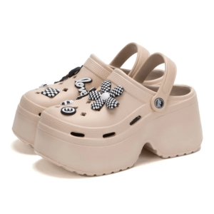 Aesthetic Platform Crocs: Y2K Coquette Style Footwear for Trendy Looks