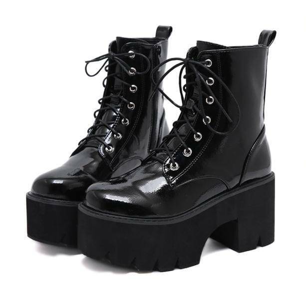 Chunky Platform Boots: Y2K Aesthetic Footwear for Coquette & Goth Styles