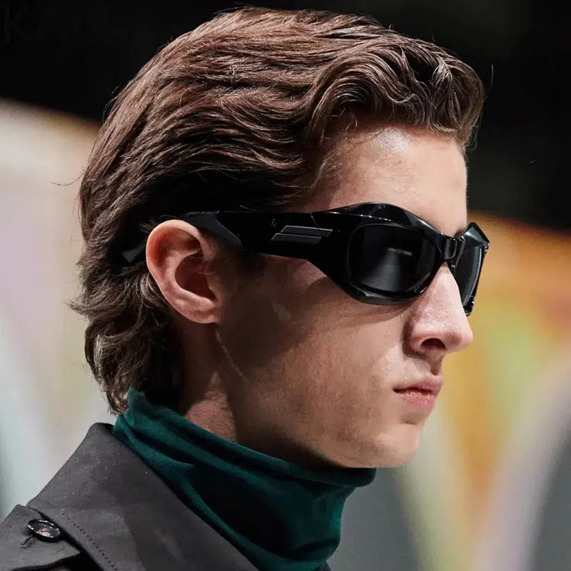 Cyberpunk Warrior Sunglasses: Y2K Aesthetic Accessories for Bold Styles