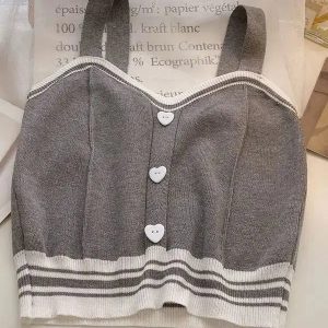 Soft Girl Heart Buttoned Knitted Crop Top - Y2K Aesthetic Apparel