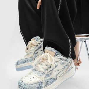 Star Patch Sneakers: Y2K Aesthetic Footwear for Trendy Outfits