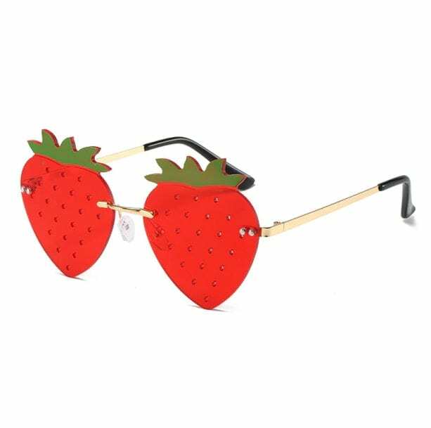 Strawberry Sunglasses: Y2K Aesthetic Accessory for Trendy Outfits