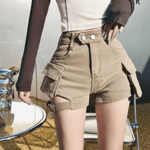 Trendy Aesthetic Flap Pocket Shorts for Y2K and Coquette Styles