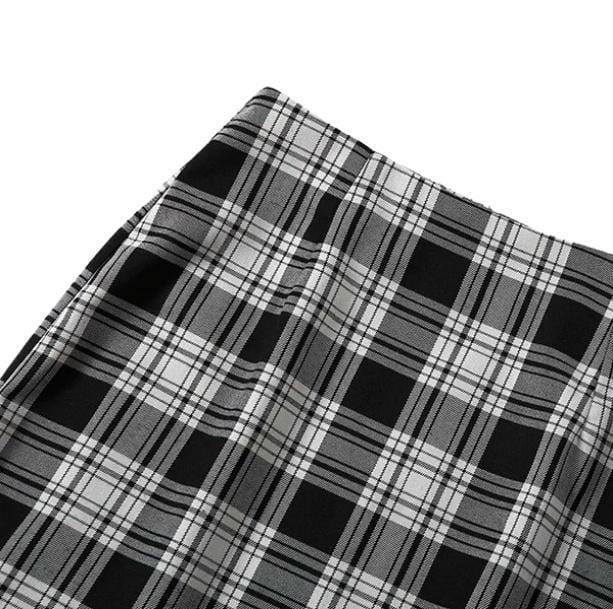 Trendy Black and White Plaid Mini Skirt - Y2K Aesthetic Clothing