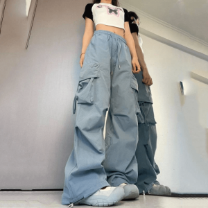 Trendy Y2K Cargo Pants: Aesthetic Styles for Coquette & Goth Looks