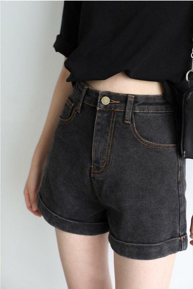 Y2K Grunge Black Jean Shorts - Aesthetic Coquette Style Outfit